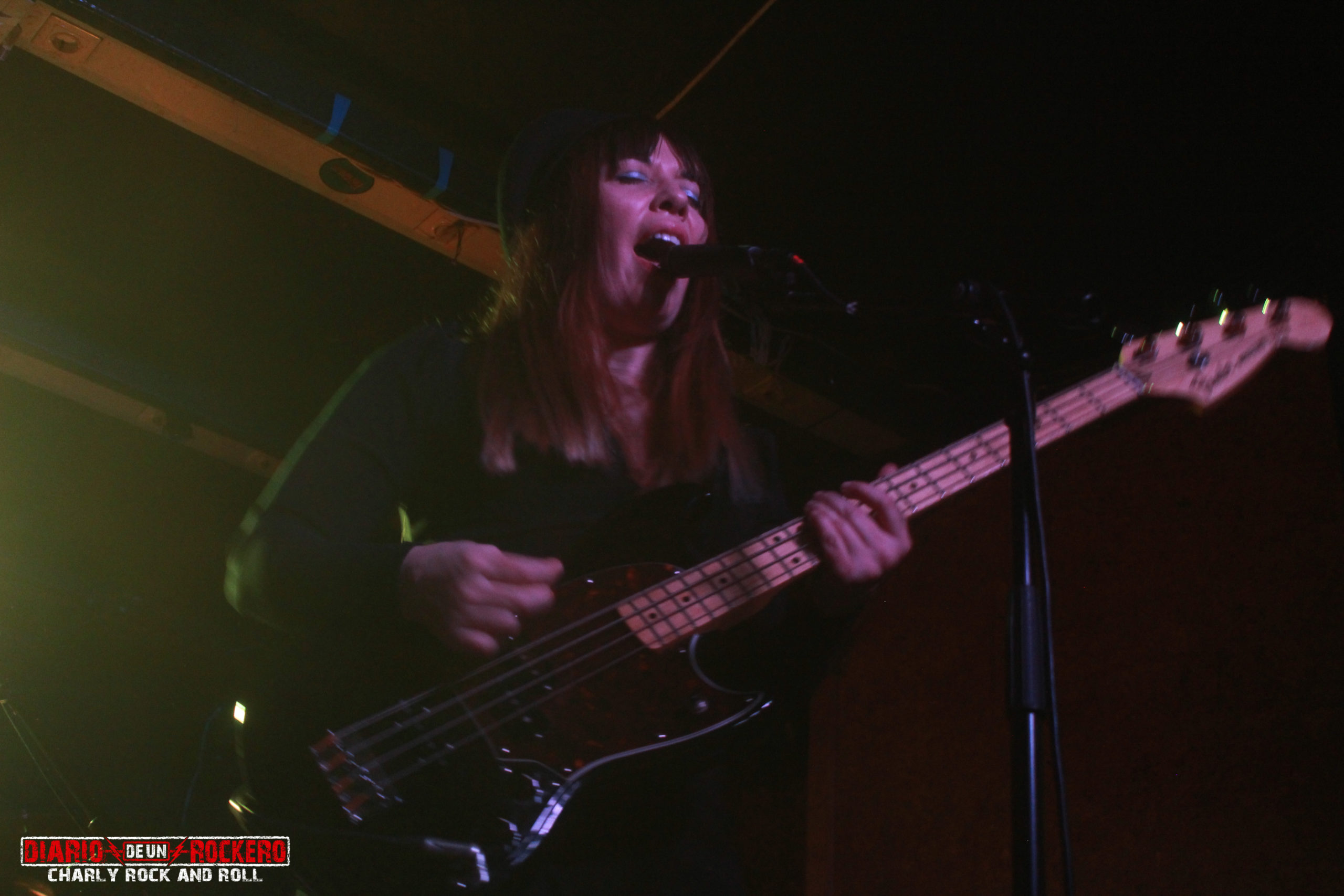 Cápsula en la Sala Gruta 77 (Madrid)