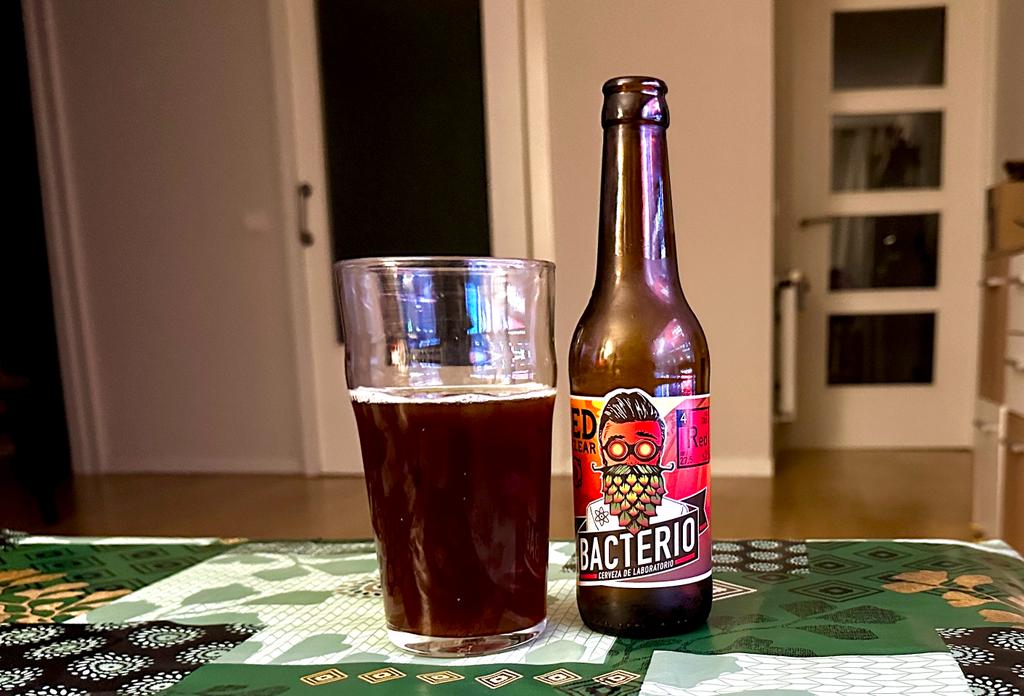 BACTERIO BREWING CO. - RED NUCLEAR - Diario de un Rockero